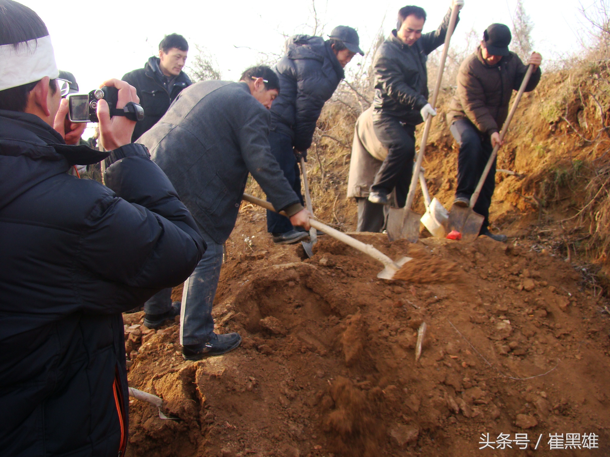 陕西农村传统安葬礼仪，告慰先去者，激励世人好好做人