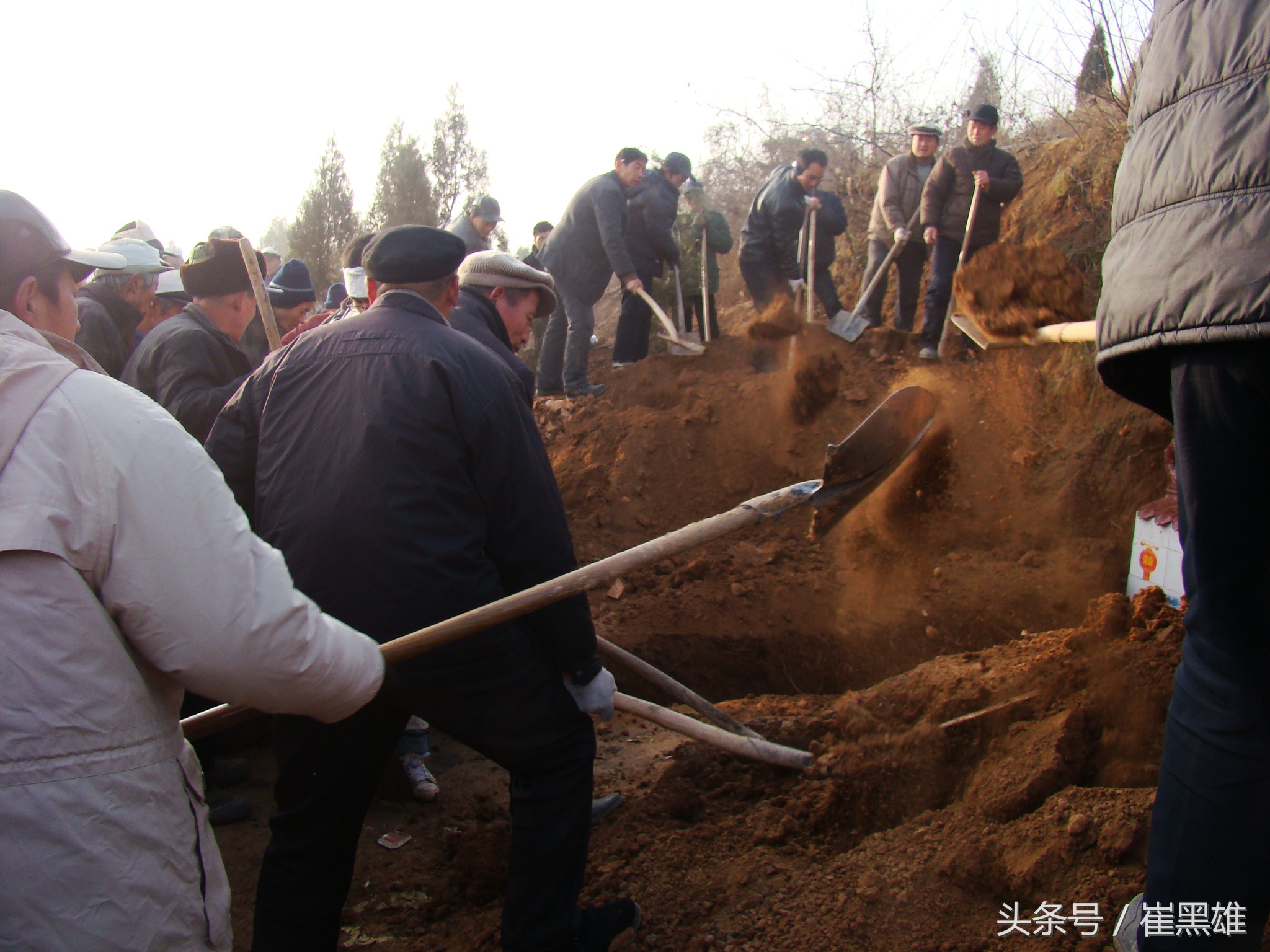 陕西农村传统安葬礼仪，告慰先去者，激励世人好好做人