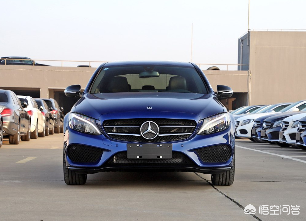 小帝荐车：入手一辆奔驰C200，手中需要准备多少银子？