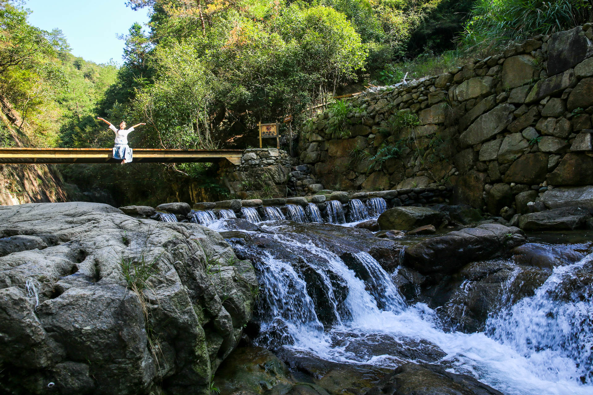 美哉上饶:走进婺水之源的婺源石门山峡谷