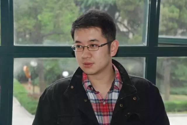 王兆阳73 松江二中2007届高中2011年毕业于中国传媒大学播音主持