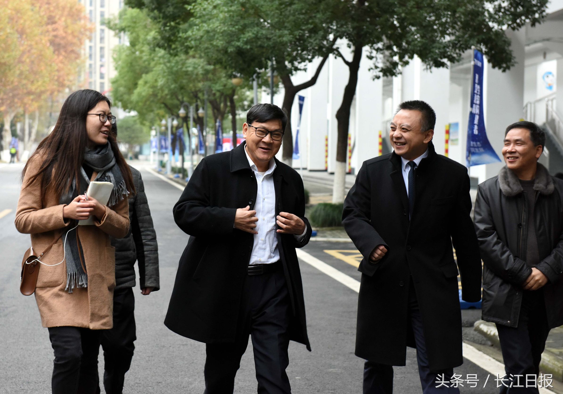 李晓红履新教育部后首次现身武汉：还是“李校长”’听着亲切