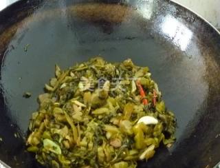 正宗酸菜魚的做法,正宗酸菜魚的做法步驟視頻