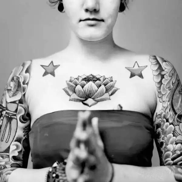 让人惊艳的瑜伽纹身，不说了，小蜜现在就去纹一个
