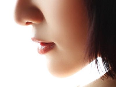 酒渣鼻，也叫玫瑰痤疮，要不要大刀阔斧的治疗呢？