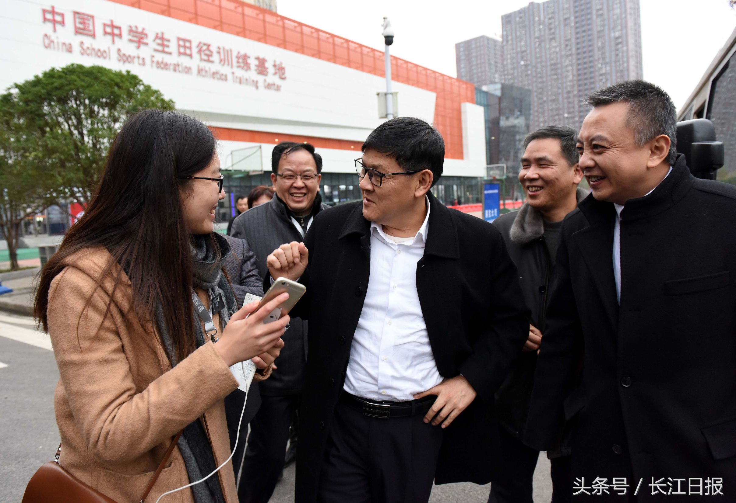 通讯员曹斌)昨日下午,教育部副部长,武汉大学原校长李晓红来到武汉