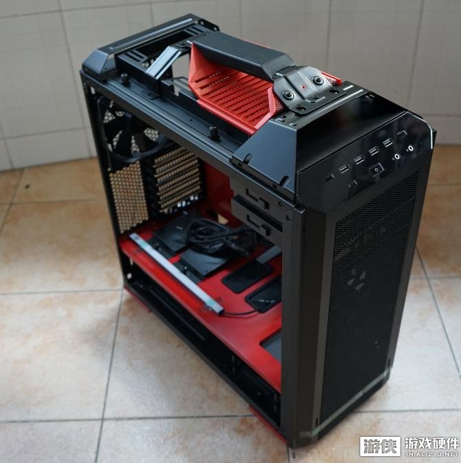 诠释大师精髓 酷冷至尊MasterCase Maker 5t机箱体验