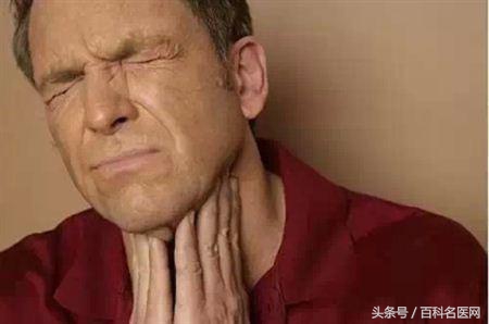 鱼刺卡喉正确处理方法：别再吞饭团，教你安全有效的应急措施
