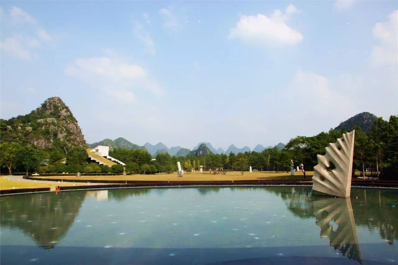 桂林哪有学羽毛球的地方(度假不只是去海边，以山水为主的桂林ClubMed，刷新了我对度假的认知！)