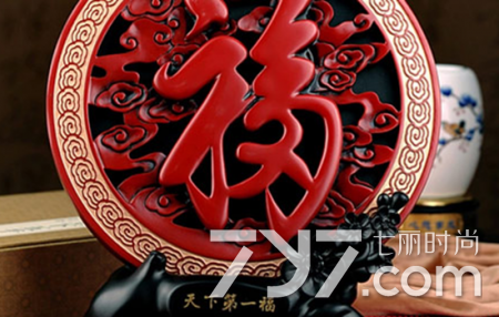 搬家送礼物送什么好呢实用（搬家送啥礼物好）