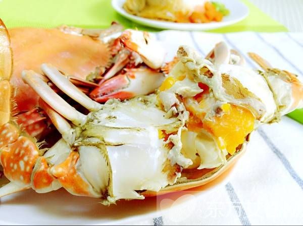螃蟹煮多久才熟（水煮螃蟹的材料准备和做法教程）