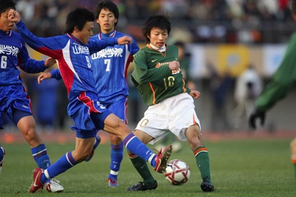 足球人口基数少成关键原因(就青训体系而言，中日联赛之间的差距真的有那么夸张吗？)
