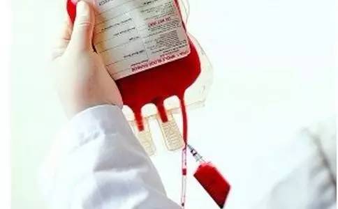 谈谈成分输血(「输血」啥年代了，谁还输全血？小白聊聊成分输血的好处)