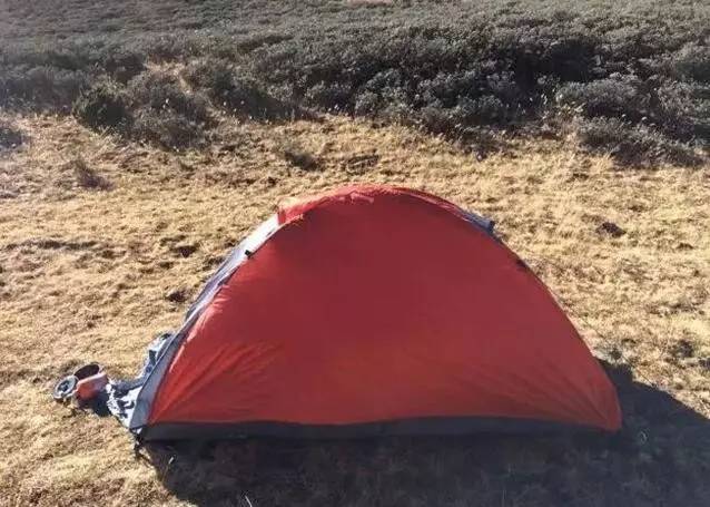 中国代表南极出战世界杯(一周户外圈｜中国地大登山队已徒步抵达南极点！攀冰世界杯即将在京举行！)