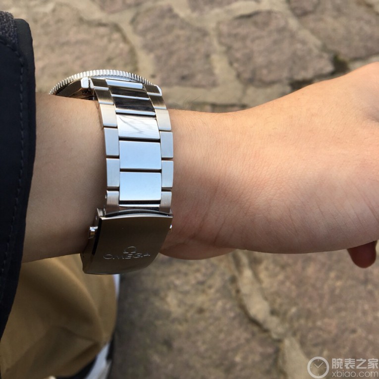 本命年给自己的礼物 欧米茄海马