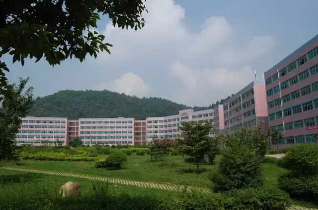 重磅！贵州省大学排行榜出炉，快看你母校排第几？