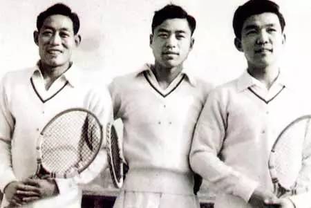 为什么网球用罐子装的(中国男网为什么大满贯正赛一场都赢不了？李娜：太懒了！)