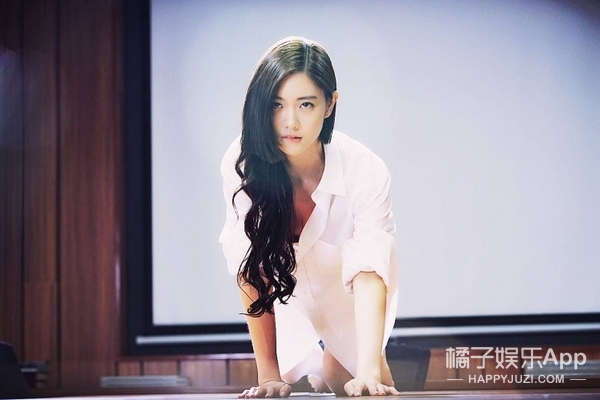 李成敏在《情圣》里的表演简直是"撩汉宝典",先别恨,学起来!