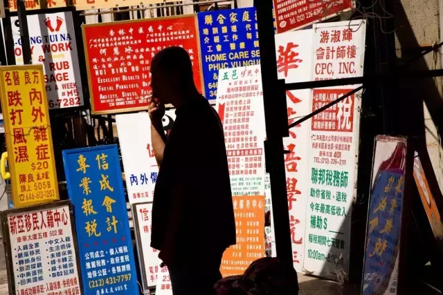 不服！Lensculture编辑部年终街拍集锦