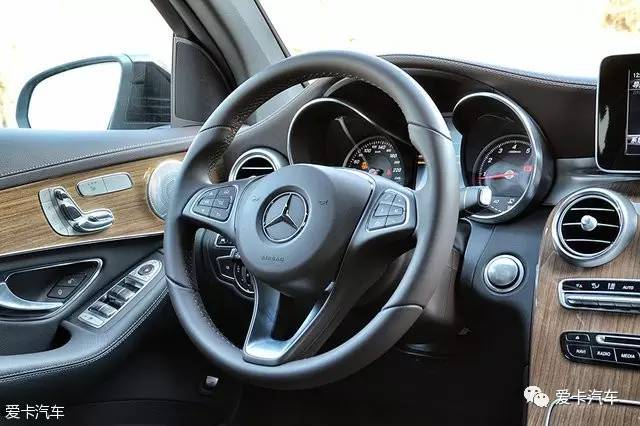 优雅而风华 爱卡测试奔驰GLC260 Coupe