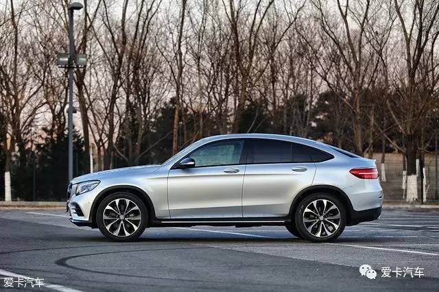 优雅而风华 爱卡测试奔驰GLC260 Coupe