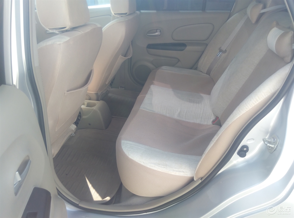 东风日产启辰D50小保养