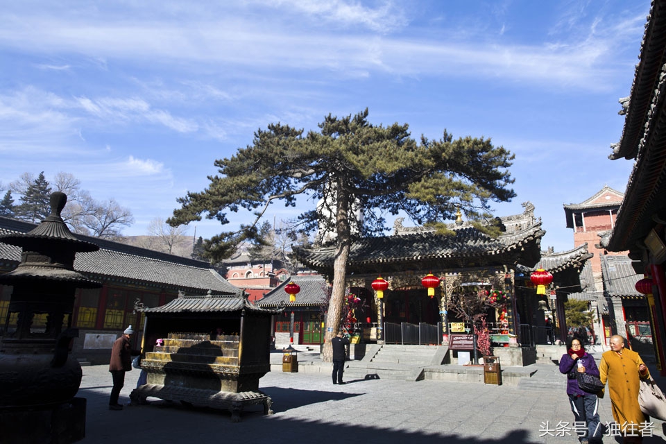 释迦牟尼的舍利塔五台山塔院寺