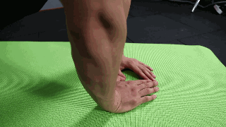 "漏斗胸"到底有多难看?健身训练中如何改善其外形?