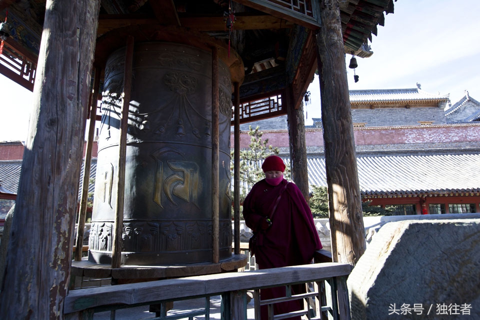 释迦牟尼的舍利塔五台山塔院寺