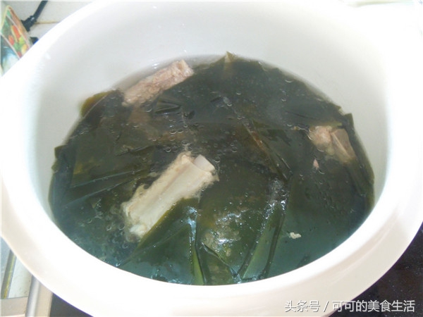排骨海帶湯的做法,排骨海帶湯的做法功效