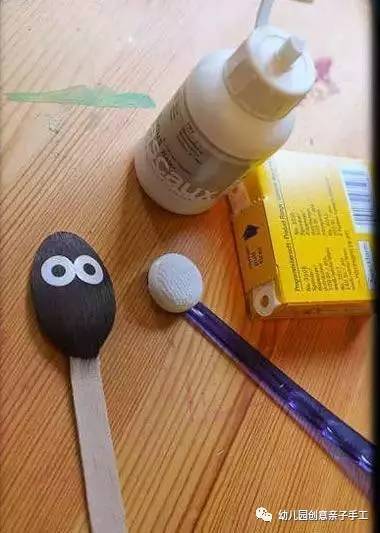幼儿园亲子手工之废物利用,谁能想到,这些不要的小勺子能这么玩
