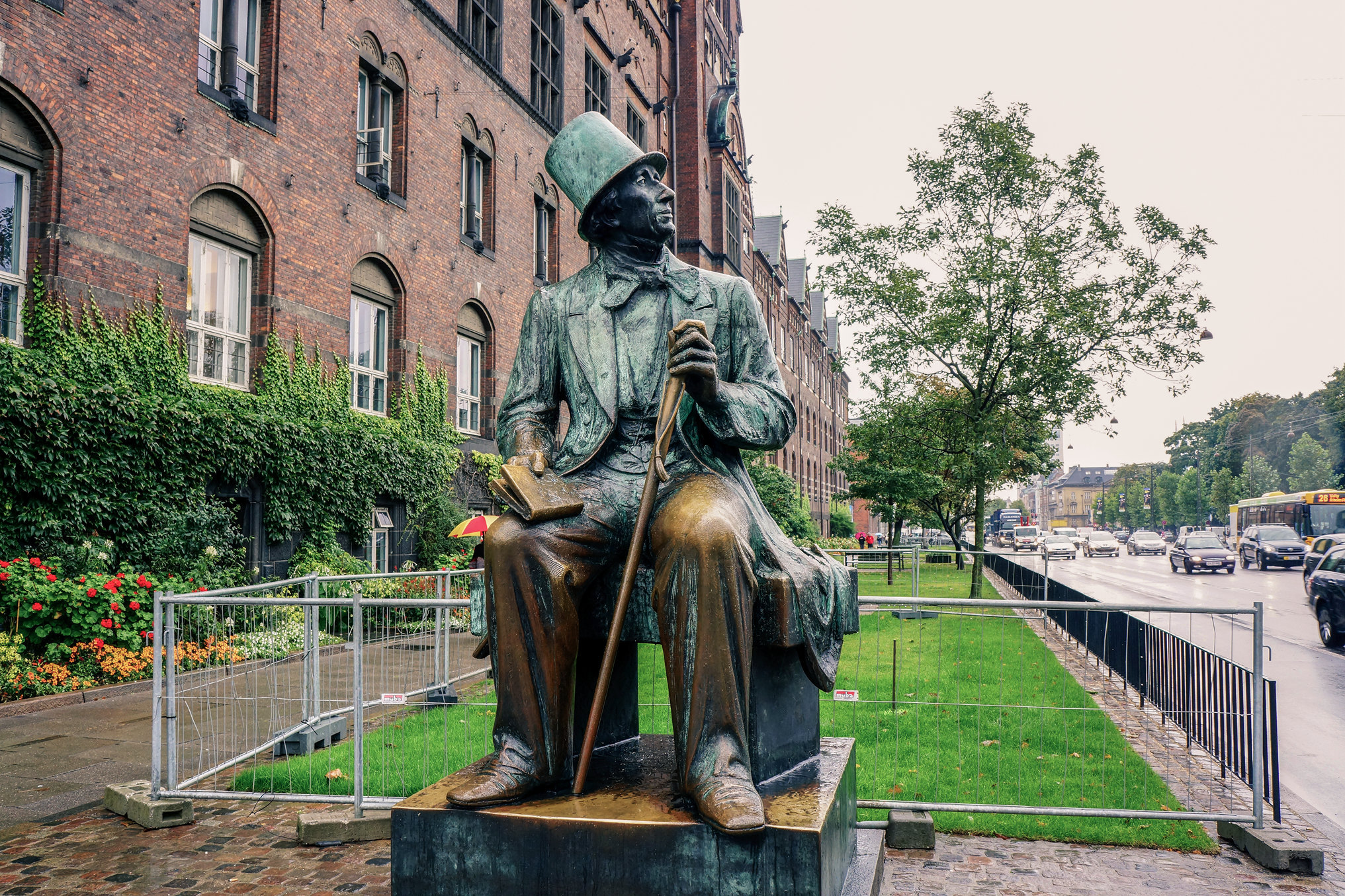 哥本哈根安徒生铜像图片