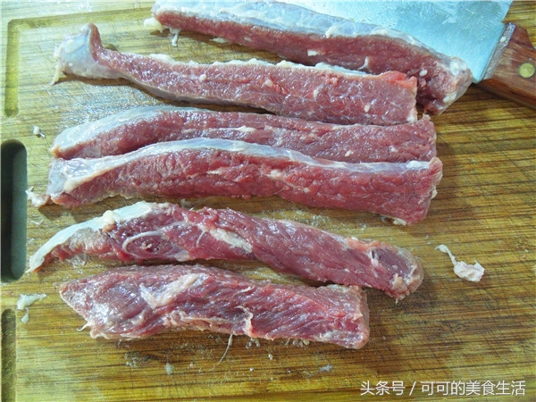 炭烤牛肉干做法（健康小零食牛肉干的具体做法）