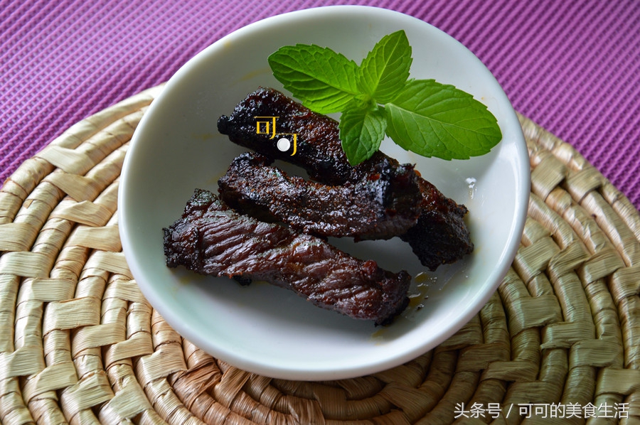 炭烤牛肉干做法（健康小零食牛肉干的具体做法）