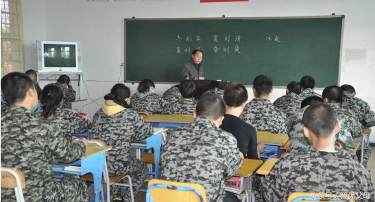 揭秘！戒网瘾学校的真实生活