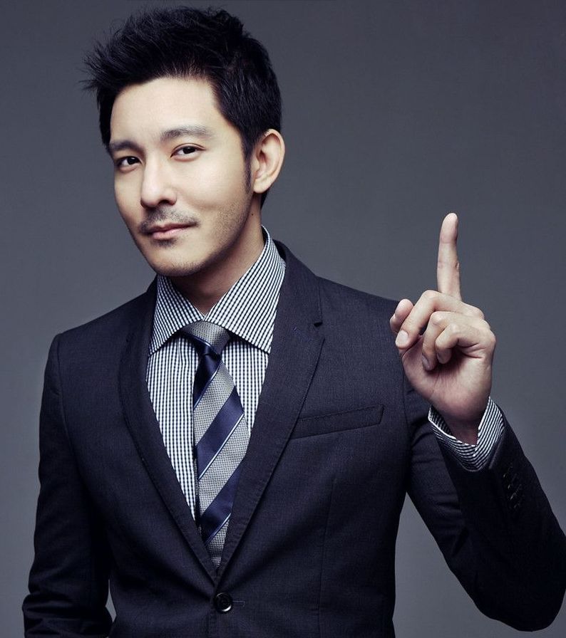 美人沟下巴男人面相(美人沟具体面相讲解)