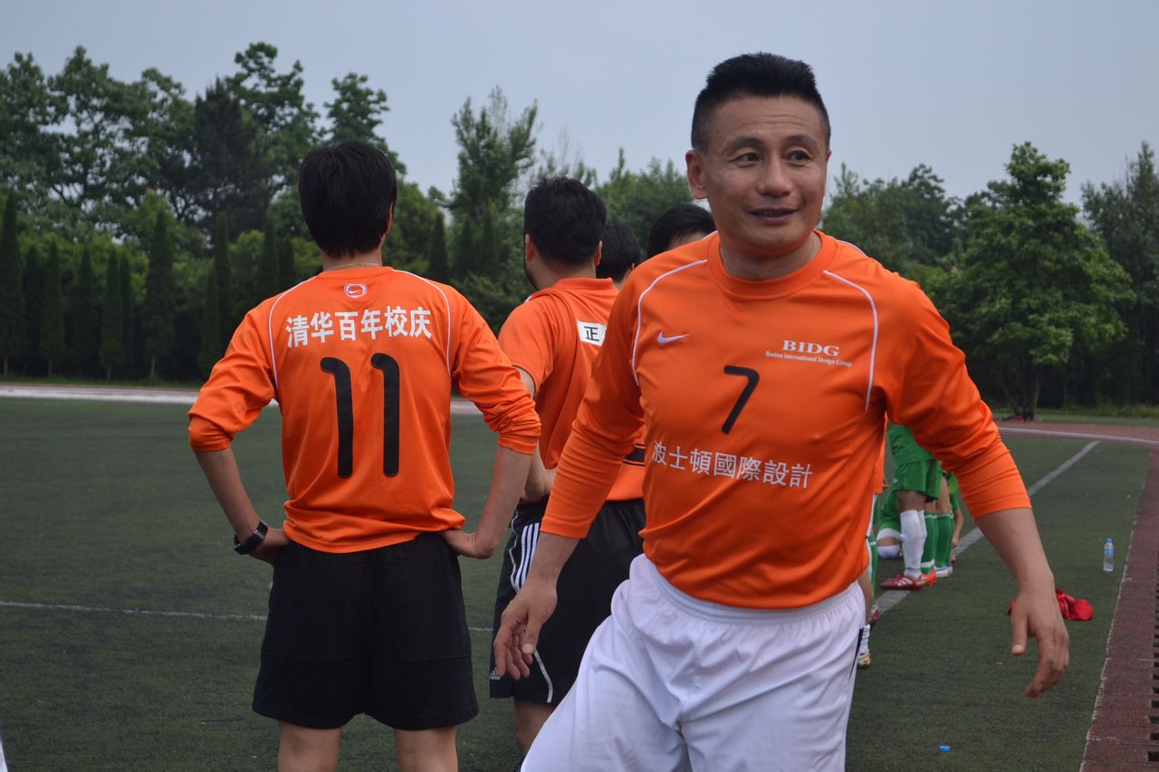 塔希提球王中国(他是唯一被提名世界足球先生的中国人,曾攻破英格兰队