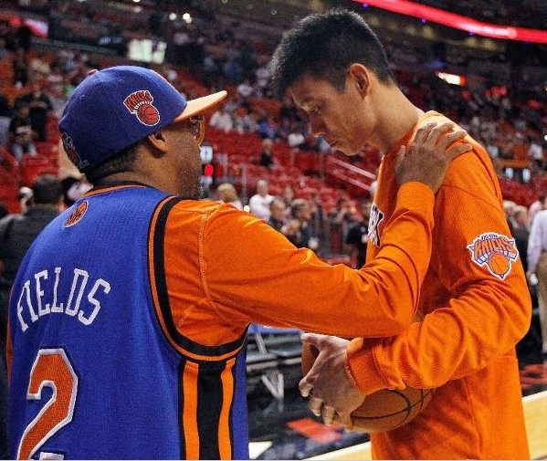 nba吉祥物为什么看不到了(细说nba吉祥物的历史，一球队没有吉祥物照样冠军拿到手软)