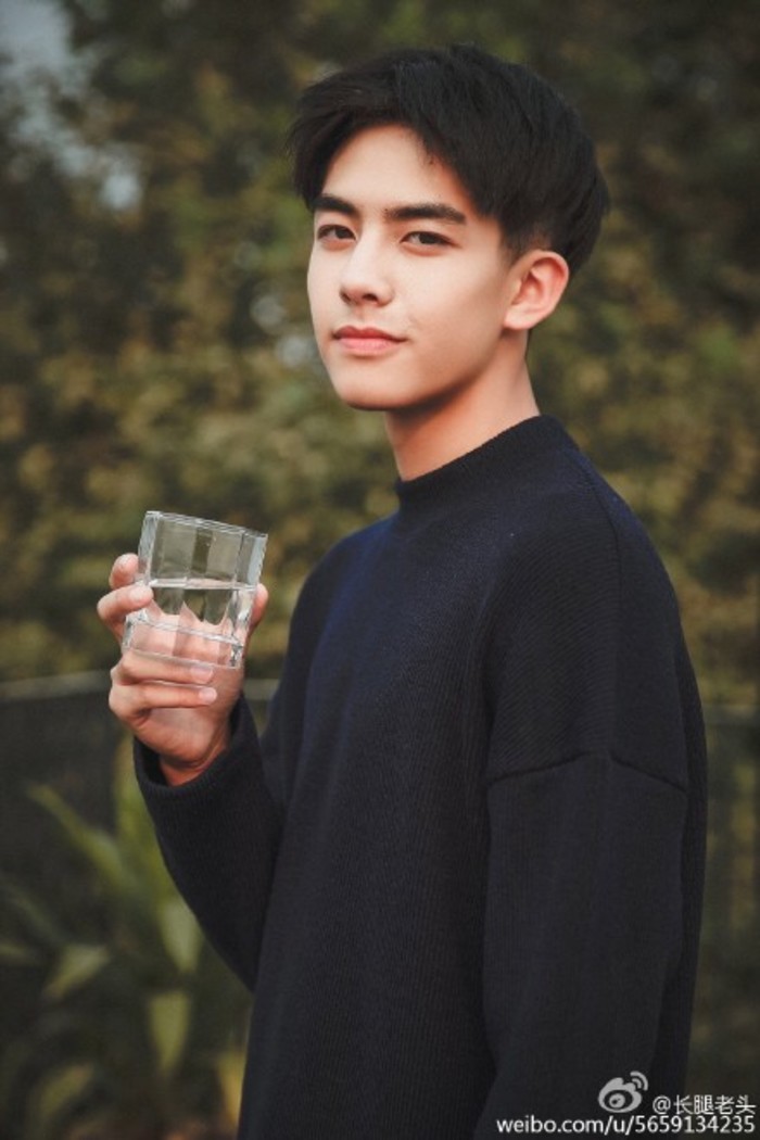 白敬亭大学（瞧瞧）