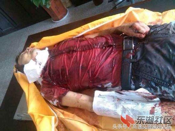 中学生持刀砍老师后被老师群殴致死—校园中何来如此多戾气？