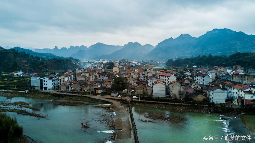 江山如画的天姥山