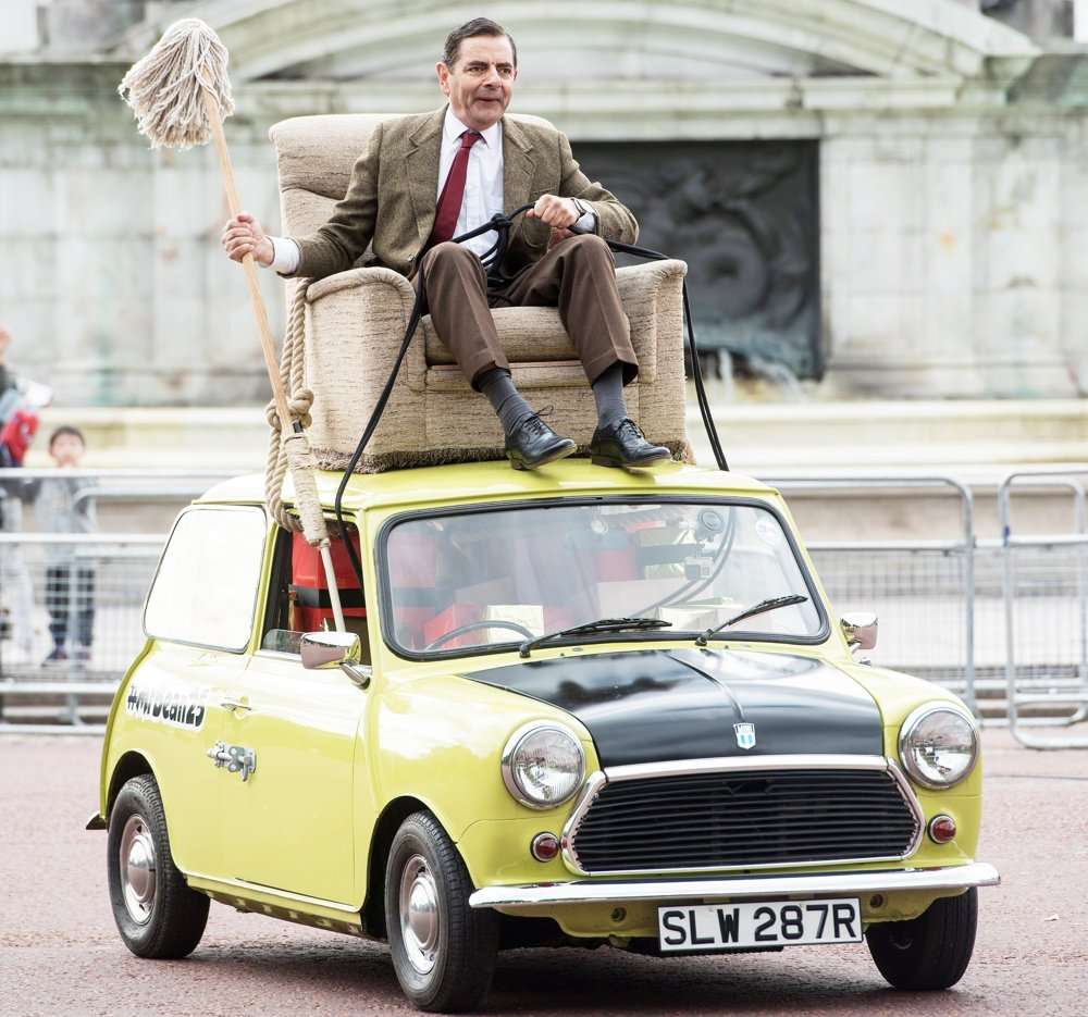 你原来认识的是假的憨豆！真的憨豆是个爱飙车、泡嫩妹的魅力男人