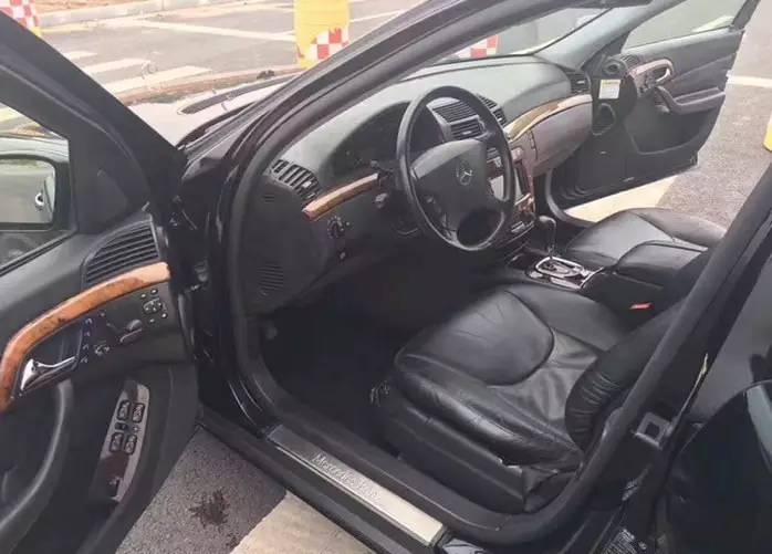 5万元的06年奔驰s500,好几个月了没人买