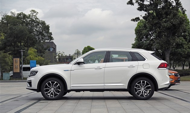 众泰大迈x7上市,售10.49万元,"德味儿"十足