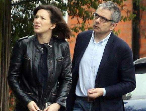 你原来认识的是假的憨豆！真的憨豆是个爱飙车、泡嫩妹的魅力男人