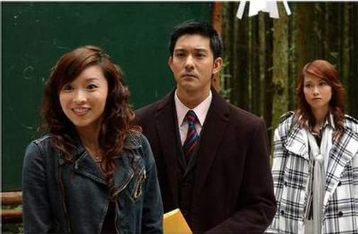 宋智爱本名郑佳瑜,宋智爱是艺名,公司希望她像(宋慧乔 全智贤 李英爱)