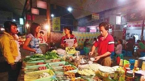 昆明最销魂的12个夜市，烧烤、撸串儿，好吃的夜生活都在这里！