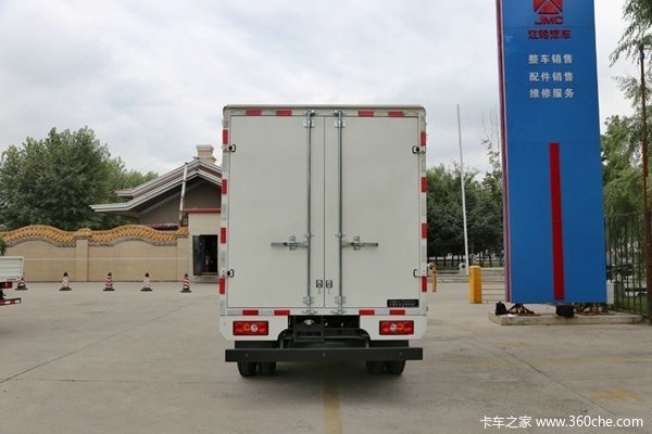 江铃轻卡还是3款 但驾驶室又双叒改啦