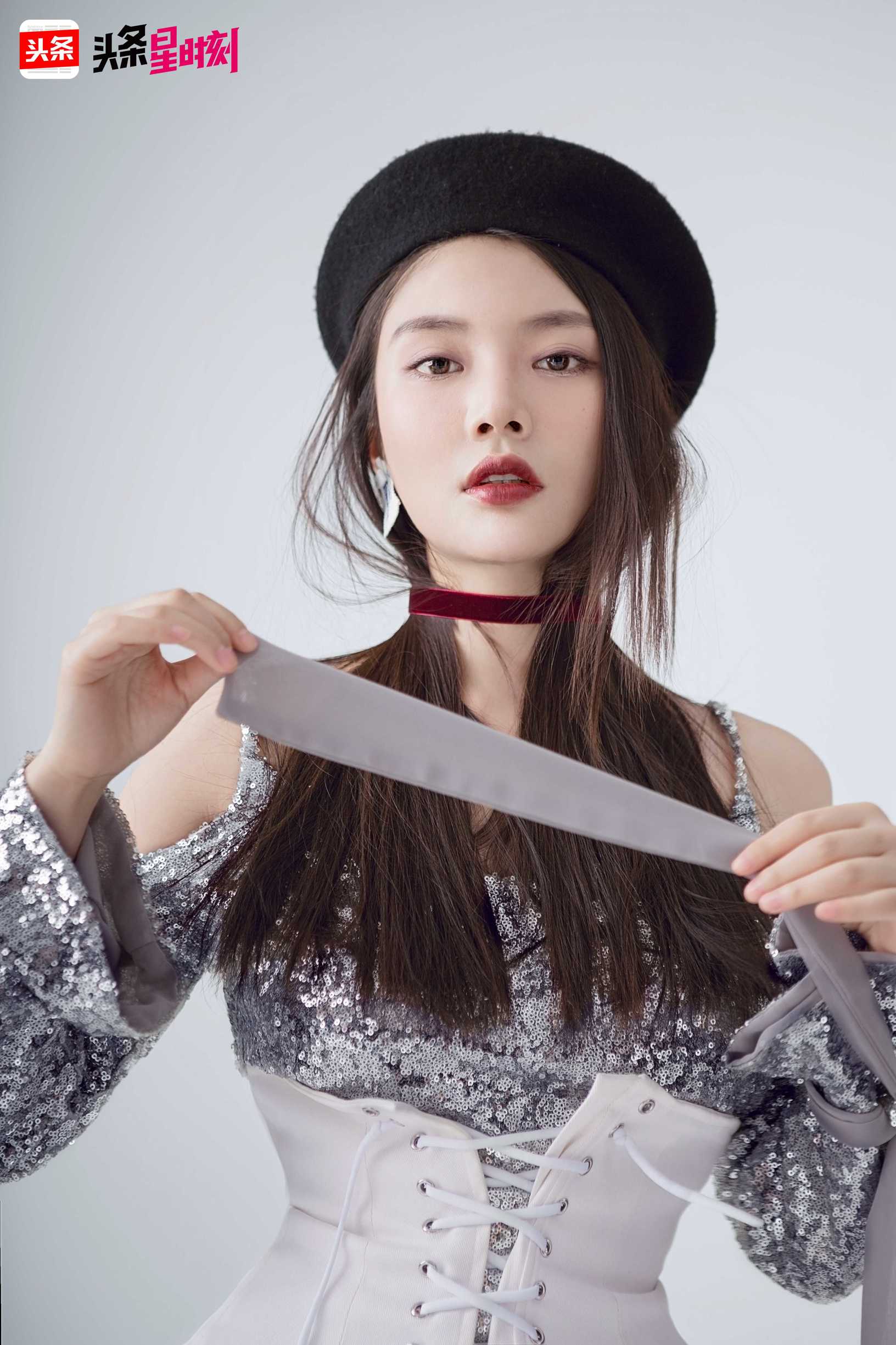 余罪照片大全图片(《余罪》里的大嫂徐冬冬如此性感,背后付出的代价