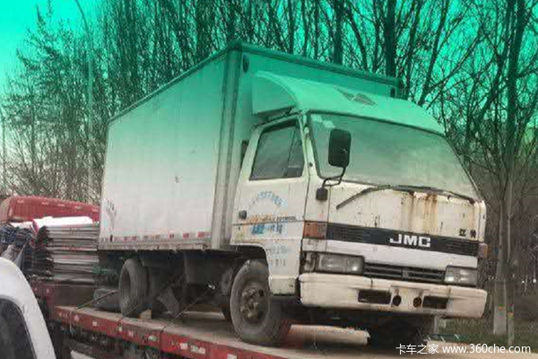 江铃轻卡还是3款 但驾驶室又双叒改啦